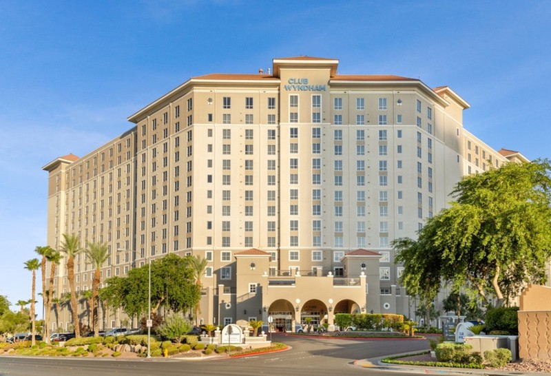 NATIONAL RODEO FINALS—LAS VEGAS. all 12 nights $2,995.00 gallery