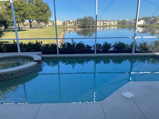 Vacation rentals - Disneyland/ Florida/ Orlando - 4 bedrooms/ 3 bath/ sleeps 12 gallery