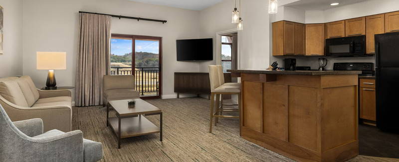 Wyndham Great Smokies Lodge Sevierville TN 2 bdrm Jun 30- July 4- 4 nights June gallery