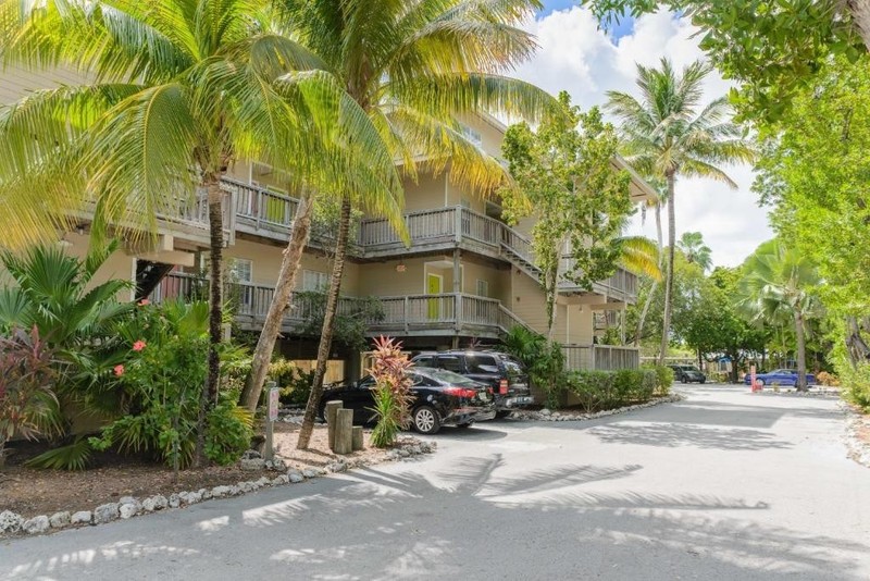 Coconut Mallory Resort and Marina 7 nights Key West Vacation for 6 people gallery