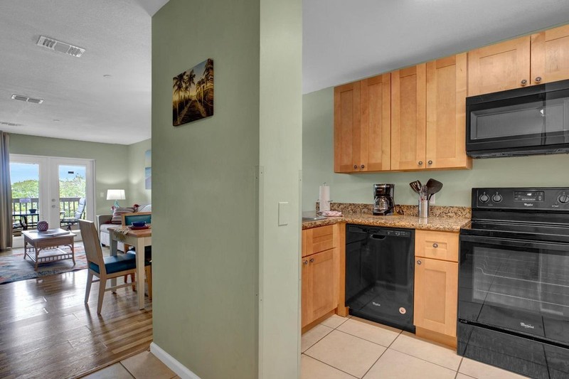 Coconut Mallory Resort and Marina 7 nights Key West Vacation for 6 people gallery