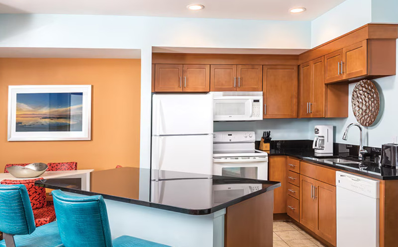 4/10 - 4/14/2024 COACHELLA: Club Wyndham/3 Bedroom Suite $2500 gallery