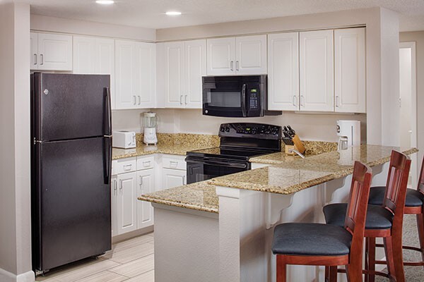WYNDHAM OCEAN WALK DAYTONA BEACH, 2BR DELUXE 1237 SQ FT SLEEPS 8, 5 NIGHTS 5/2-7 gallery