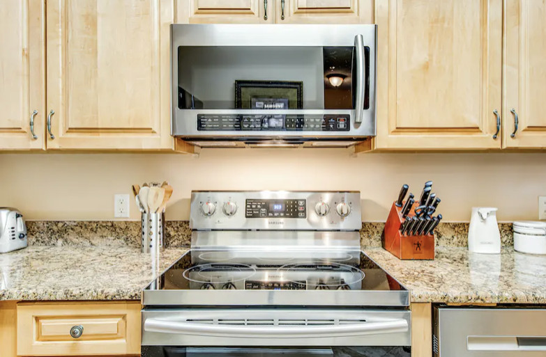 Sept 3 thru 6 | Destin FL Condo Rental – 2BR/2BA |Walk to Beach gallery