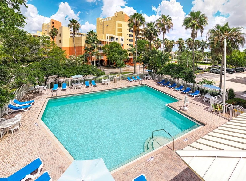 Vacation Village at Bonaventure ~ FL ~ 2BR/Sleeps 8 ~ 7Nts May 30 thru June 6 gallery
